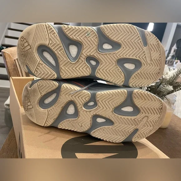 adidas gazelle silver green womens YEEZY Yeezy Boost 700 